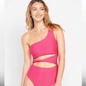 NWT Old Navy Twist-Front One-Shoulder Swimsuit